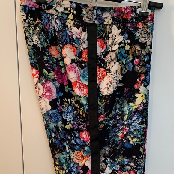 Nicole Miller Tapered Pants - Picture 1 of 5